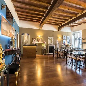 Domus San Martino Bed and breakfast